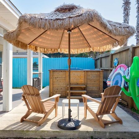 Private Beach Access, Fenced Yard & Pet Friendly, Pool, Cabana Life Beach House Дестин Екстериор снимка