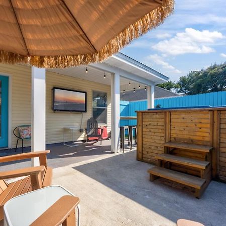 Private Beach Access, Fenced Yard & Pet Friendly, Pool, Cabana Life Beach House Дестин Екстериор снимка