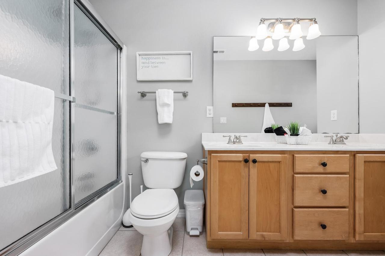 Private Beach Access, Fenced Yard & Pet Friendly, Pool, Cabana Life Beach House Дестин Екстериор снимка